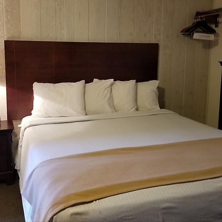 Gold Pan Lodge Quincy ภายนอก รูปภาพ