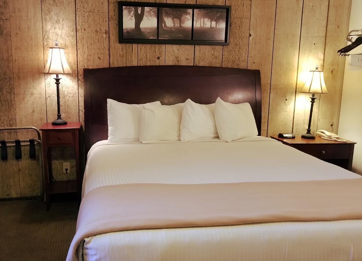 Gold Pan Lodge Quincy ภายนอก รูปภาพ