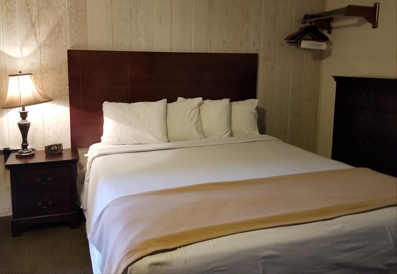 Gold Pan Lodge Quincy ภายนอก รูปภาพ